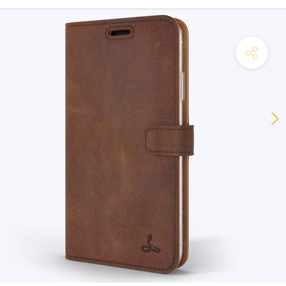 SNAKEHIVE VINTAGE LEATHER WALLET
APPLE IPHONE XR CASE